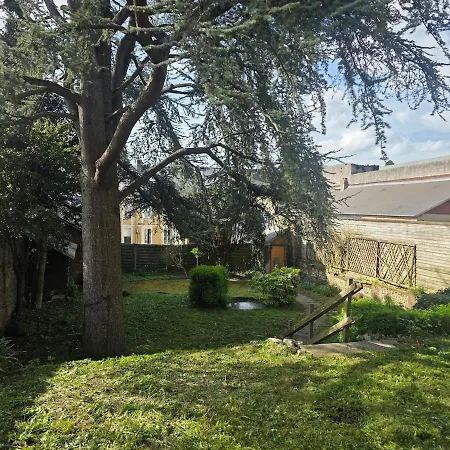 Cote Jardin *